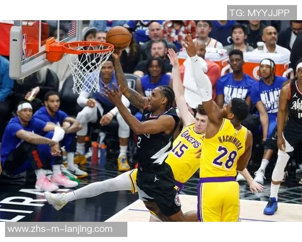 湖人队对决精彩在线直播全程回顾与赛后分析尽在这里 湖人队对决精彩在线直播全程回顾与赛后分析尽在这里